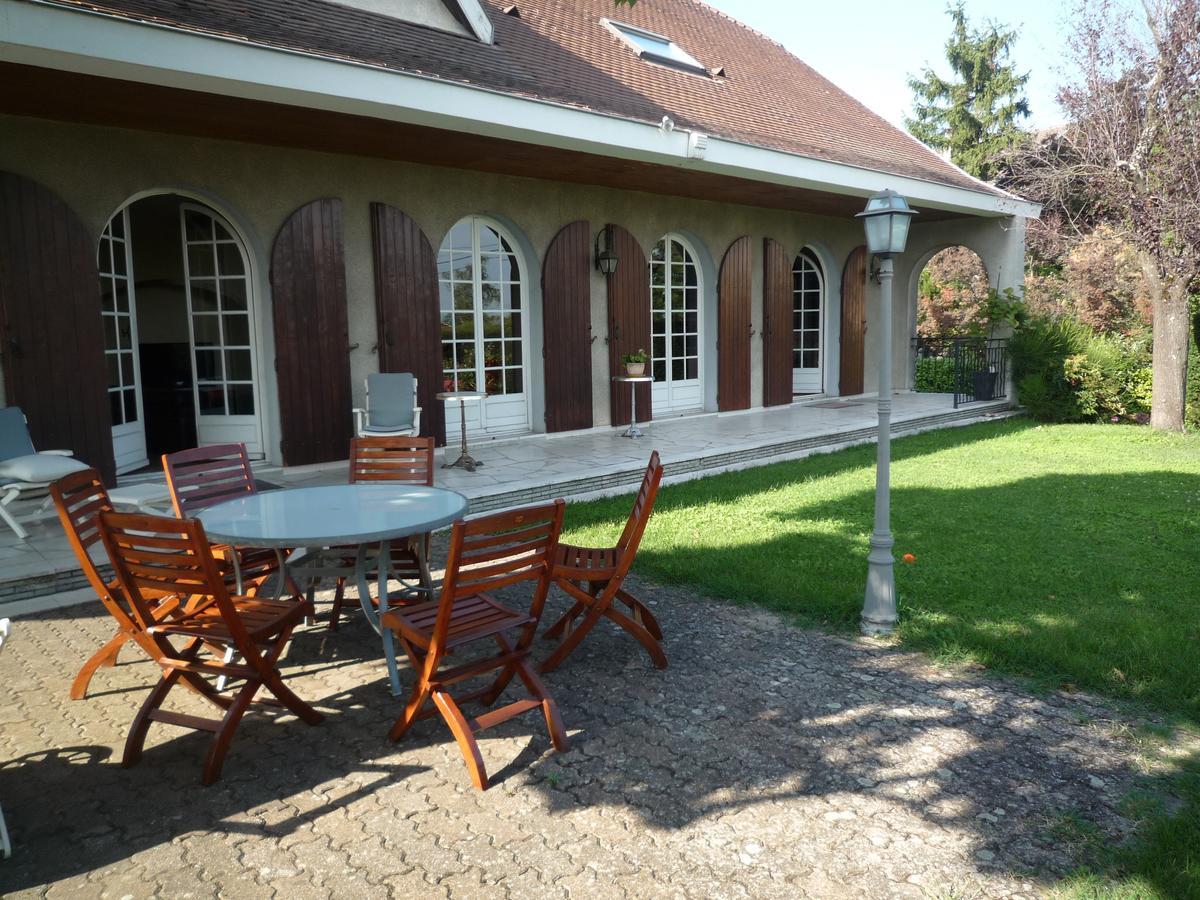 Bed and Breakfast La Maison Des Bonheurs Rillieux-la-Pape Exteriér fotografie
