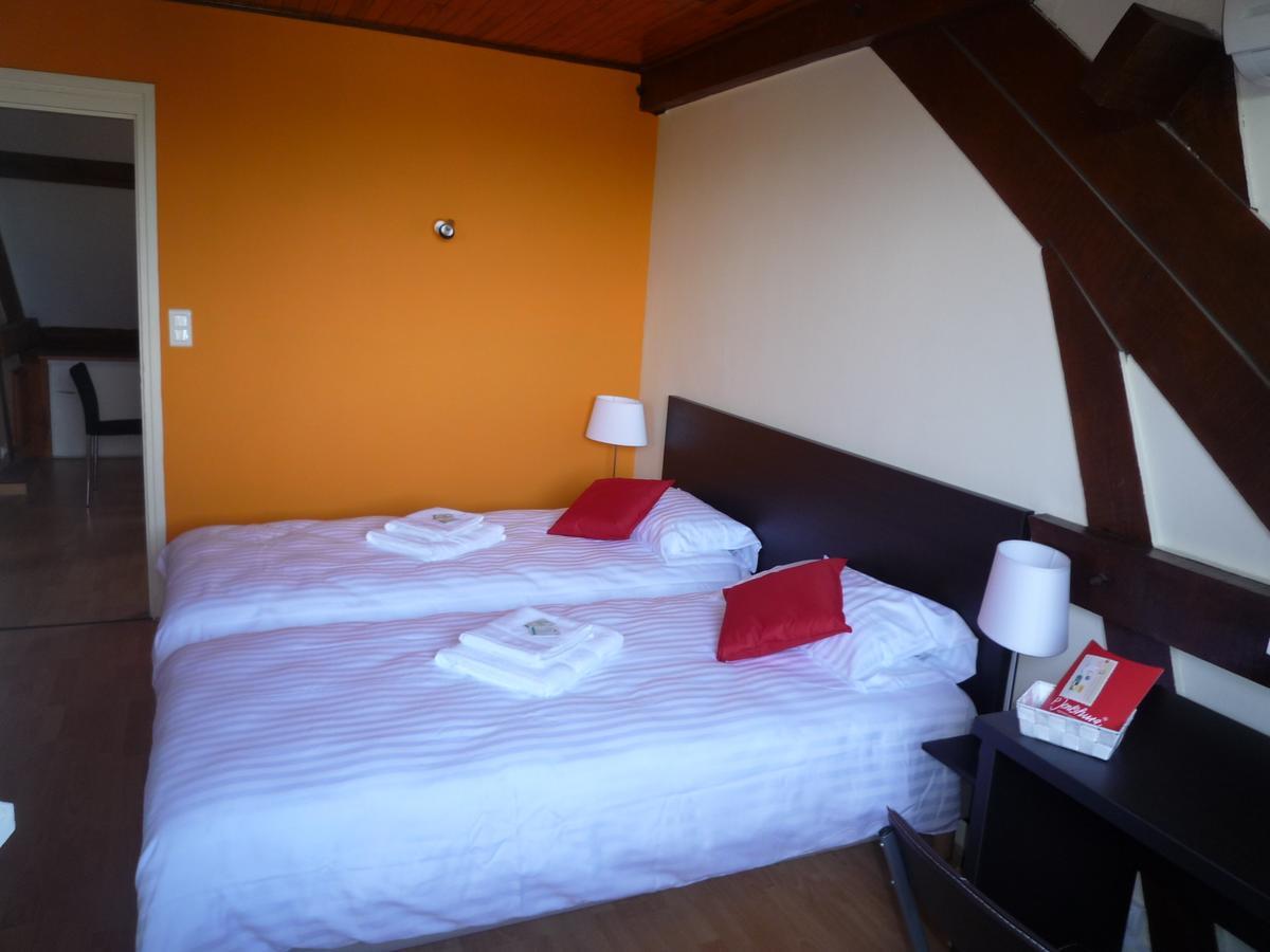 Bed and Breakfast La Maison Des Bonheurs Rillieux-la-Pape Exteriér fotografie